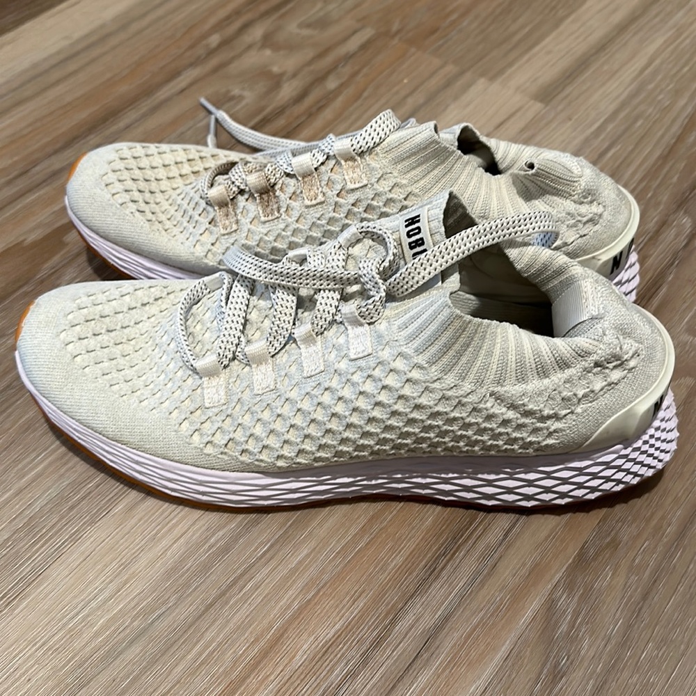 Men’s size 11 nobull sneakers